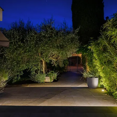 Grota Premium & Апартаменты *