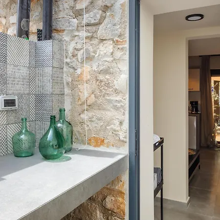 Grota Premium & Lejlighed